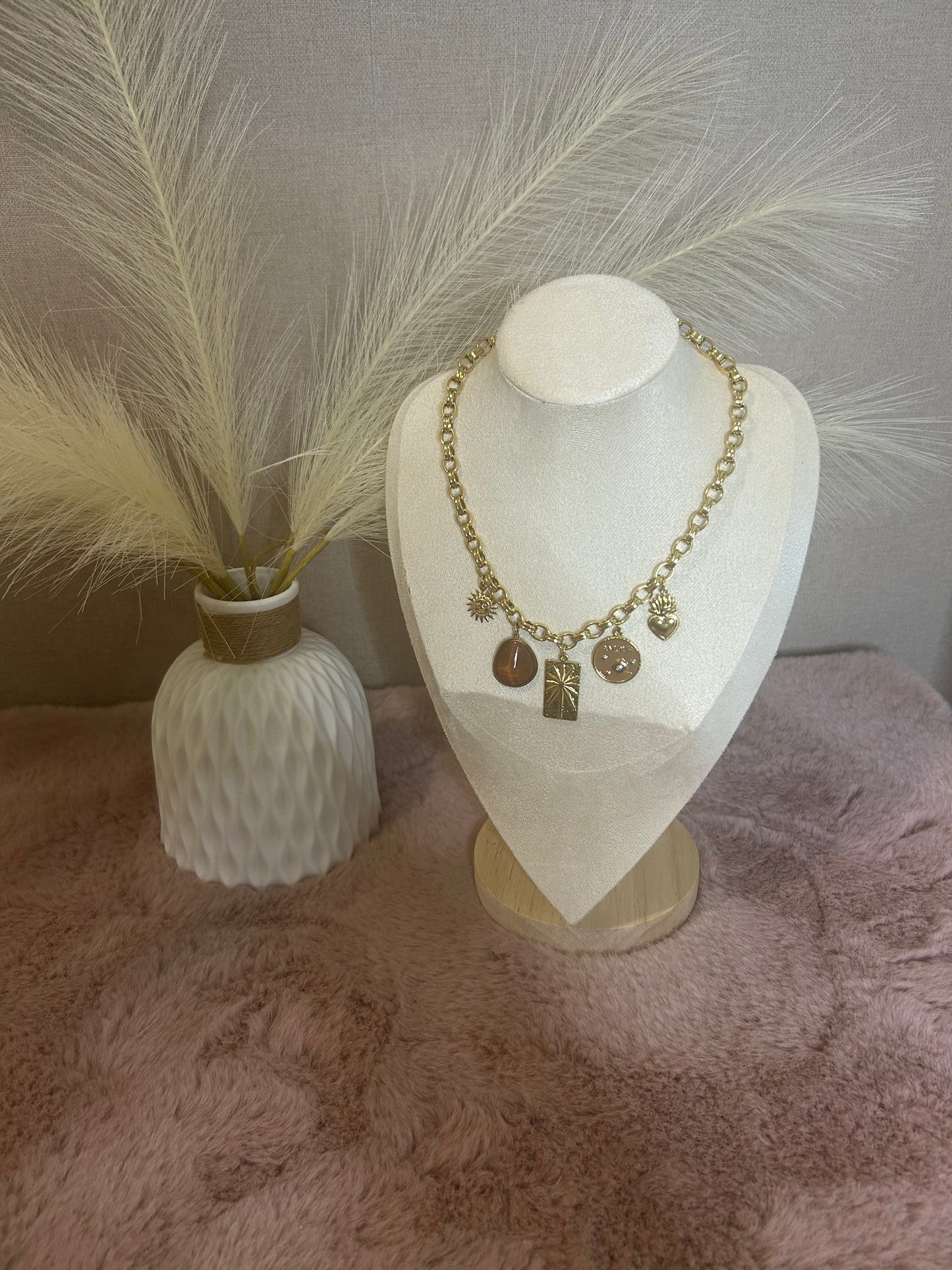 Collier Sarah Breloque doré en acier inoxydable