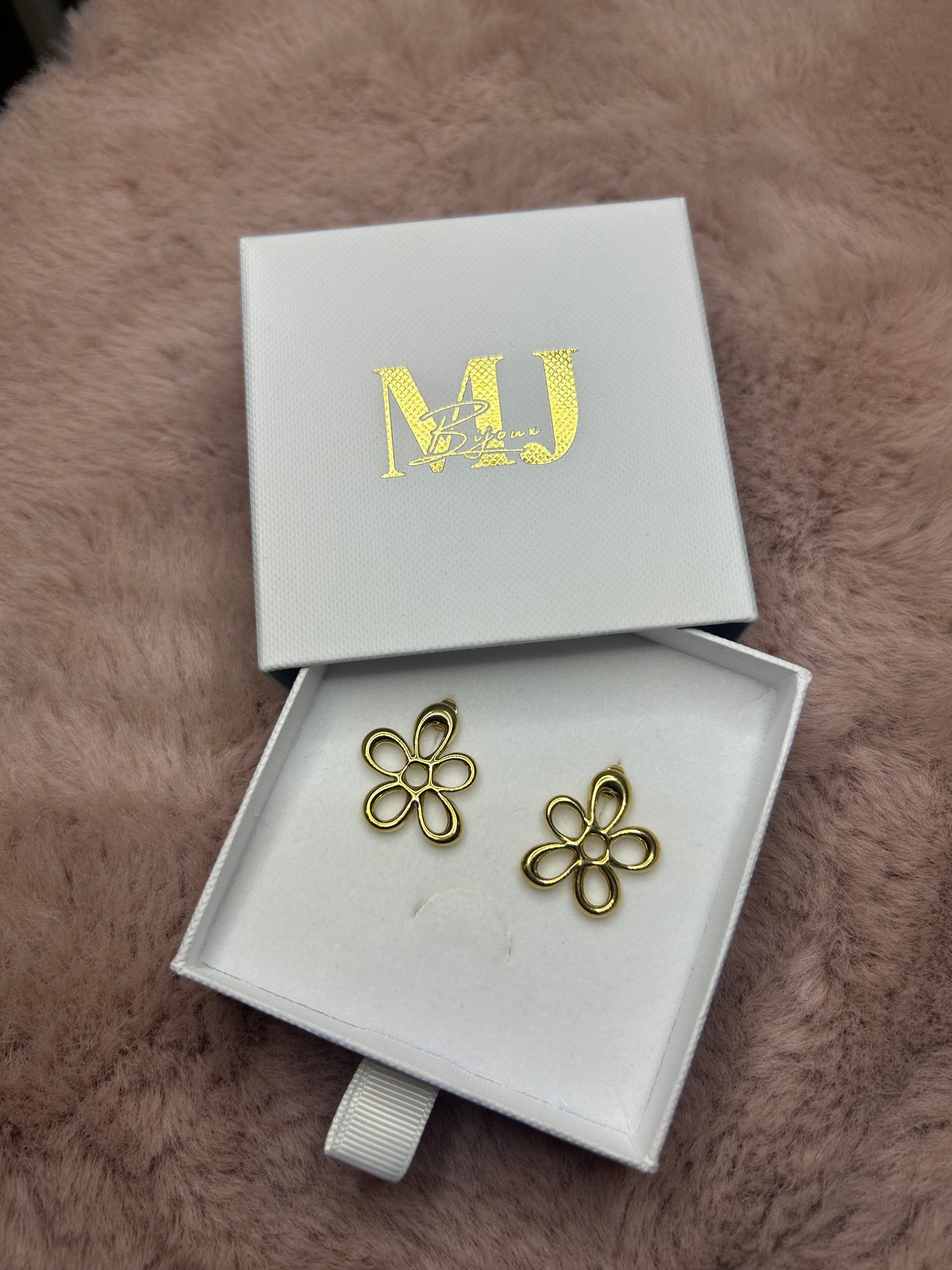 Boucles d'oreille doré en acier inoxydable "Fleurs"